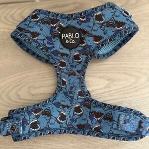 Pablo‎ & Co. Adjustable Dog Harness Size M Shark Attack Blue Print